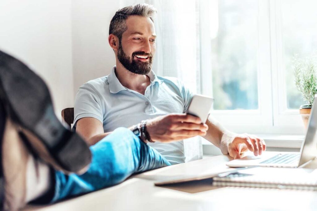 How to Make Money Online Uae