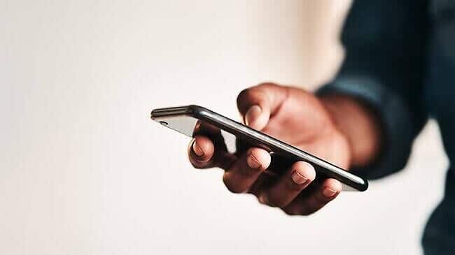 5 Easy Ways to Make Money with Your Phone as a Student