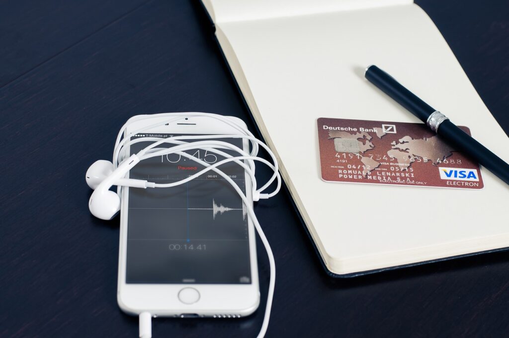 From Beginner to Expert: Making Money with E-commerce and Dropshipping