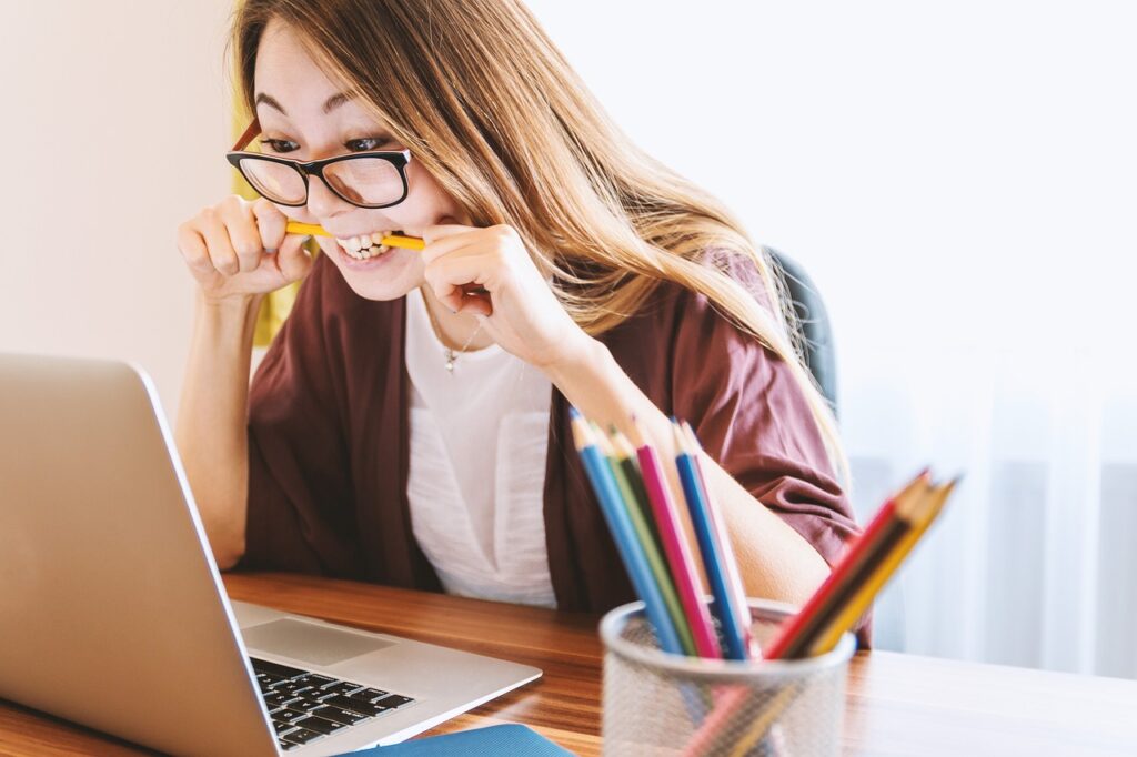 How to Profit from Online Tutoring and E-learning
