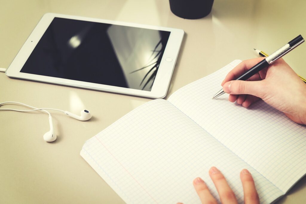 How to Work from Home and Earn a Decent Income How to Work from Home and Earn a Decent Income