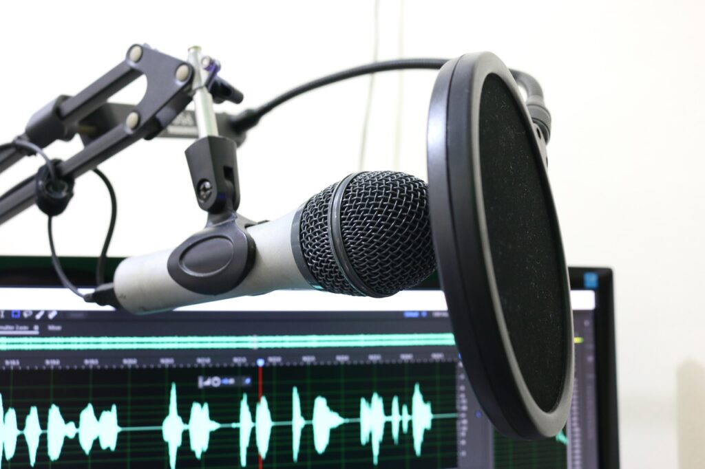 Make Money Online: The Podcasting Revolution