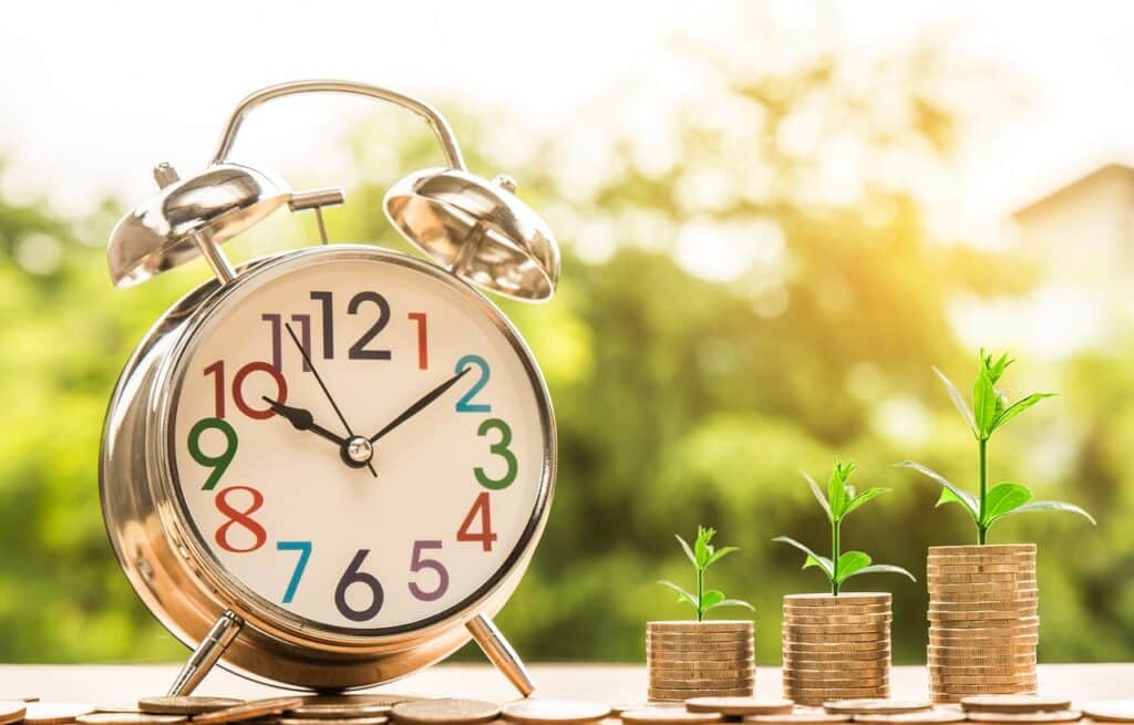 The Insiders Guide to Making Money Through Online Investment Opportunities