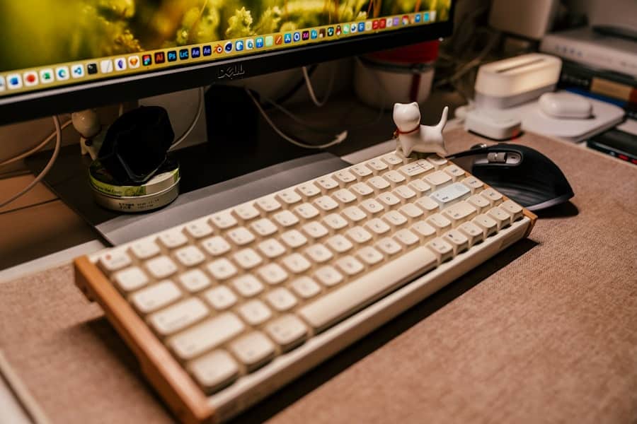Typing workstation