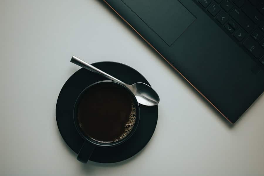 Photo Laptop and coffee