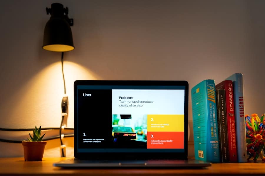 Photo Laptop and books