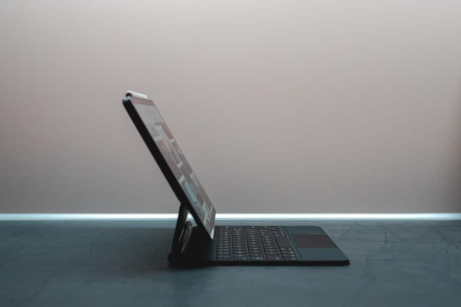 Photo Keyboard and laptop