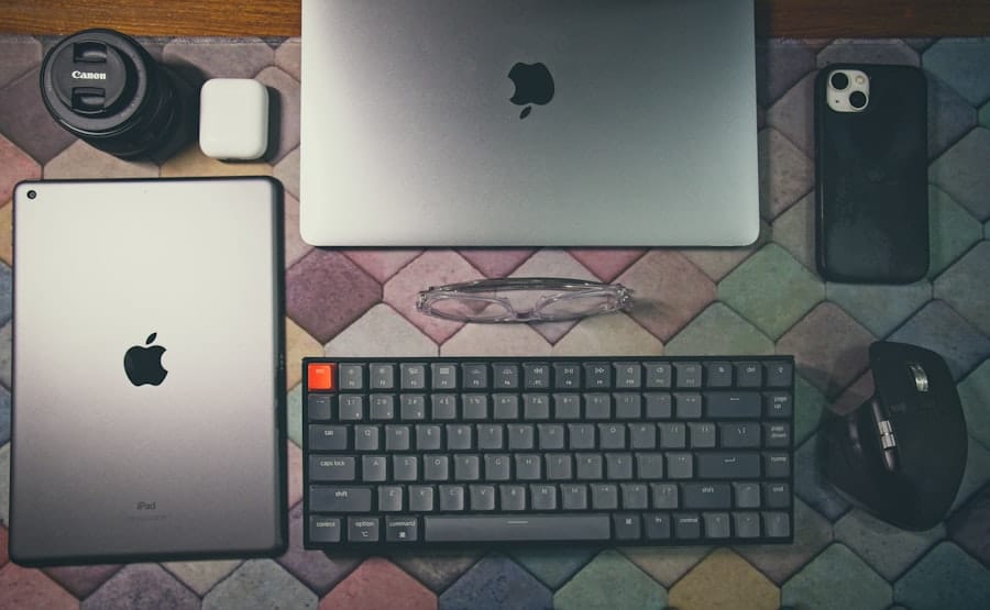Photo Laptop and baby