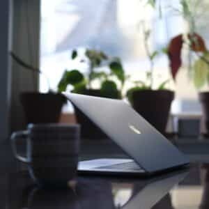 Photo Laptop and coffee
