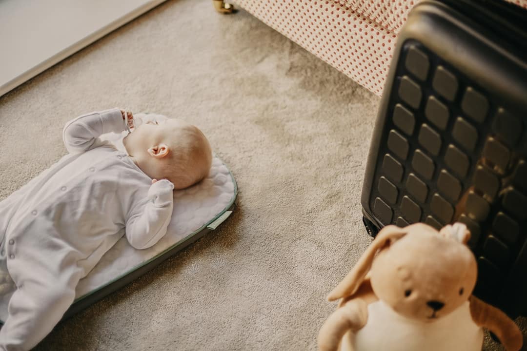 Photo Laptop and baby