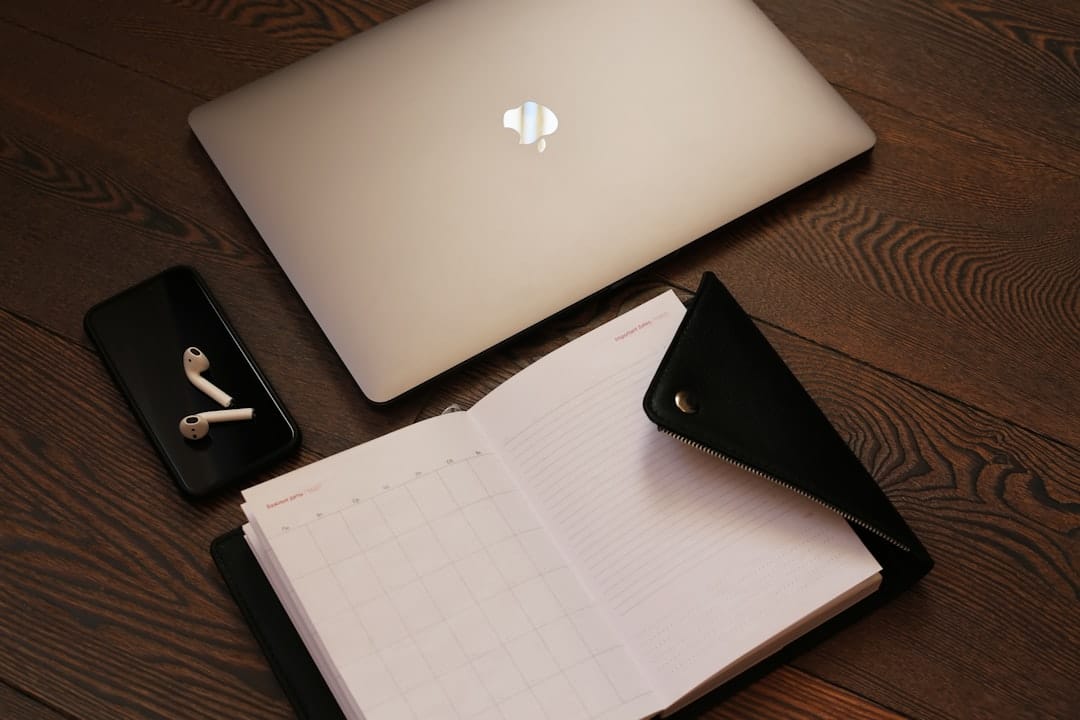 Photo Laptop and baby